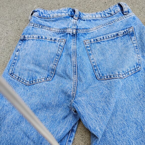 Garage Mom Distressed Jeans - Picture 3 of 7